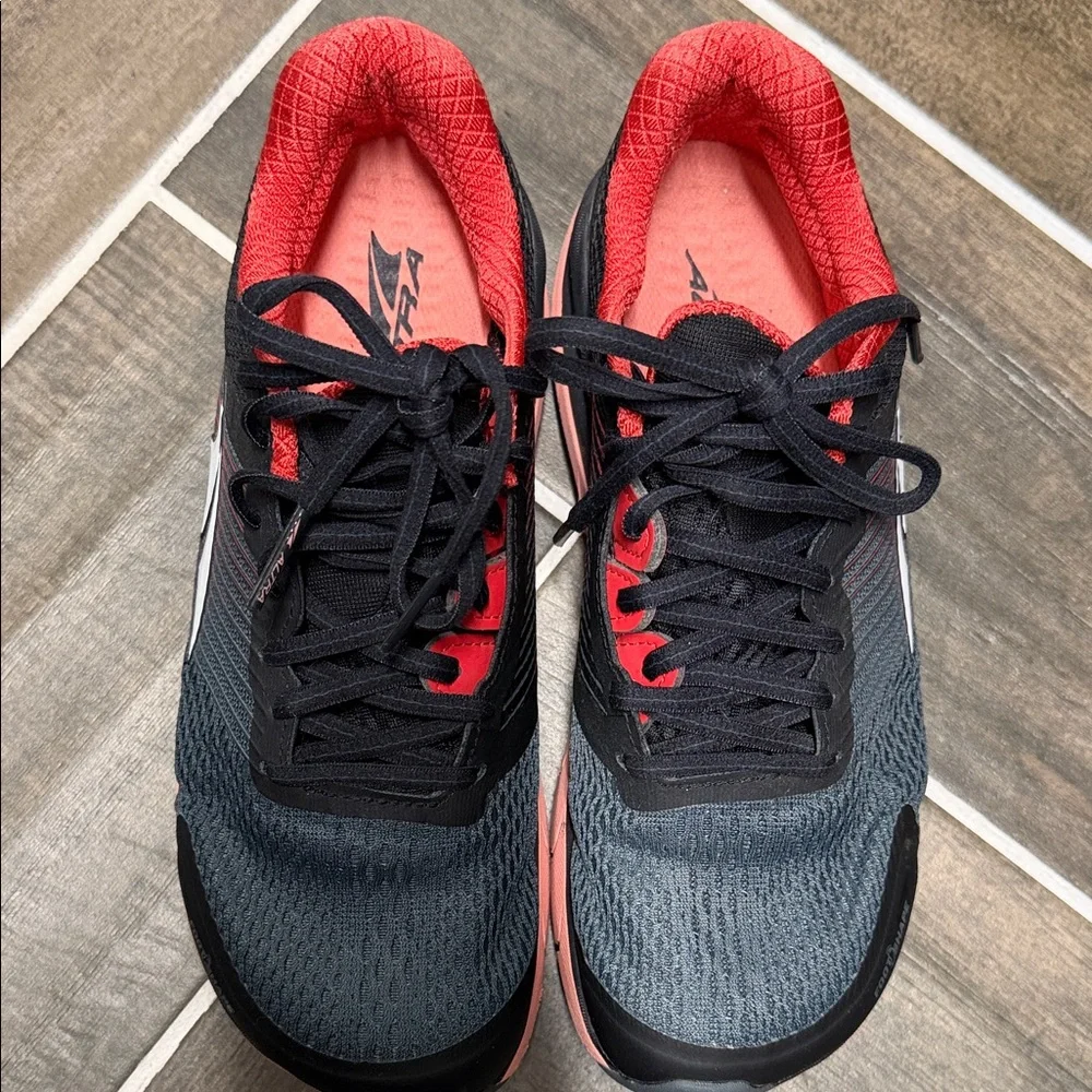 Altra Women's Black and Coral Running Shoes - Picture 3 of 6